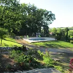Bienvenue Dans Notre Petit Paradis Проживание в семье